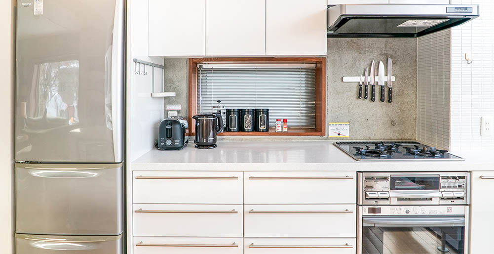 Yuuki Toride Chalet - Modern kitchen appointments